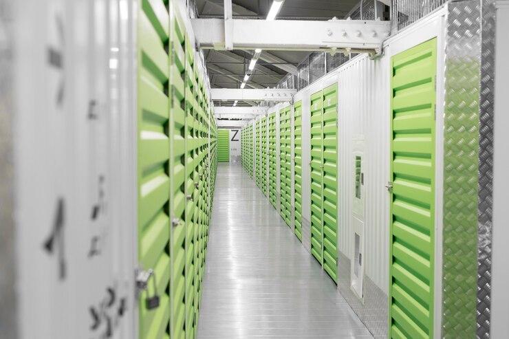 Descubra como o self storage pode resolver seus problemas de espaço